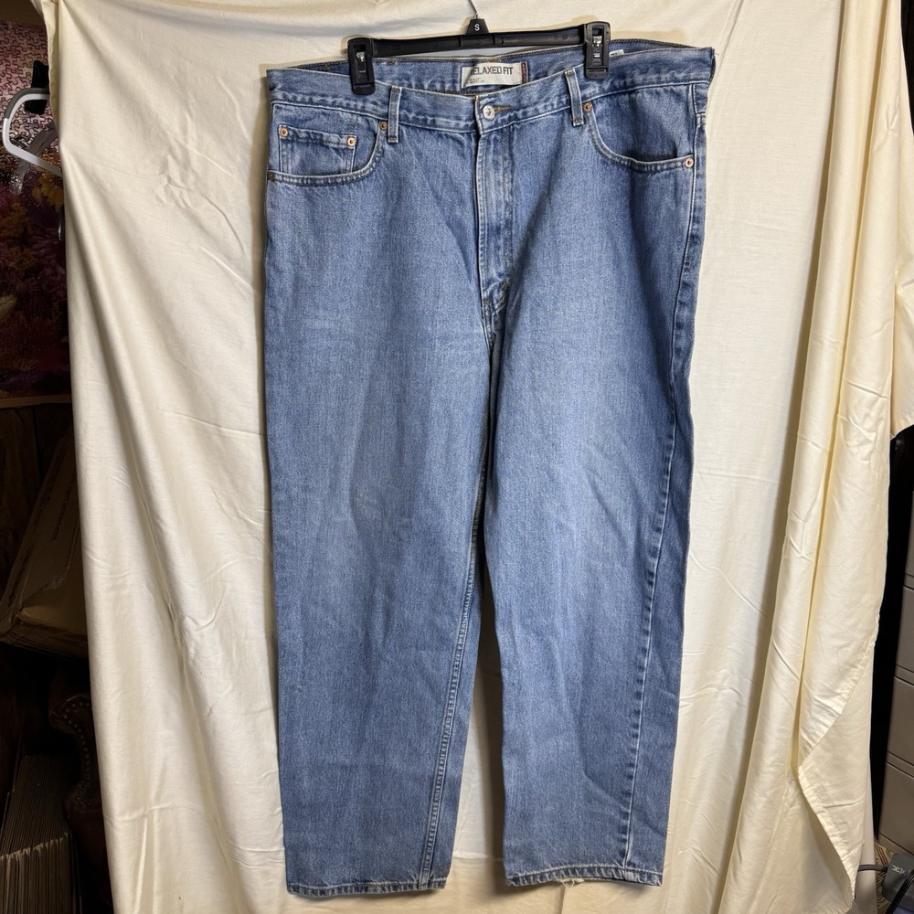 Levi's 550 Men's Relaxed Fit Jeans - Stonewash Blue 42x32